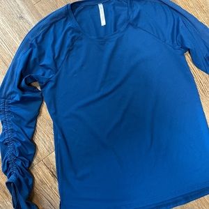 FABLETICS Long Sleeve Top Adjustable Ruching Thumbholes Deep Blue Teal